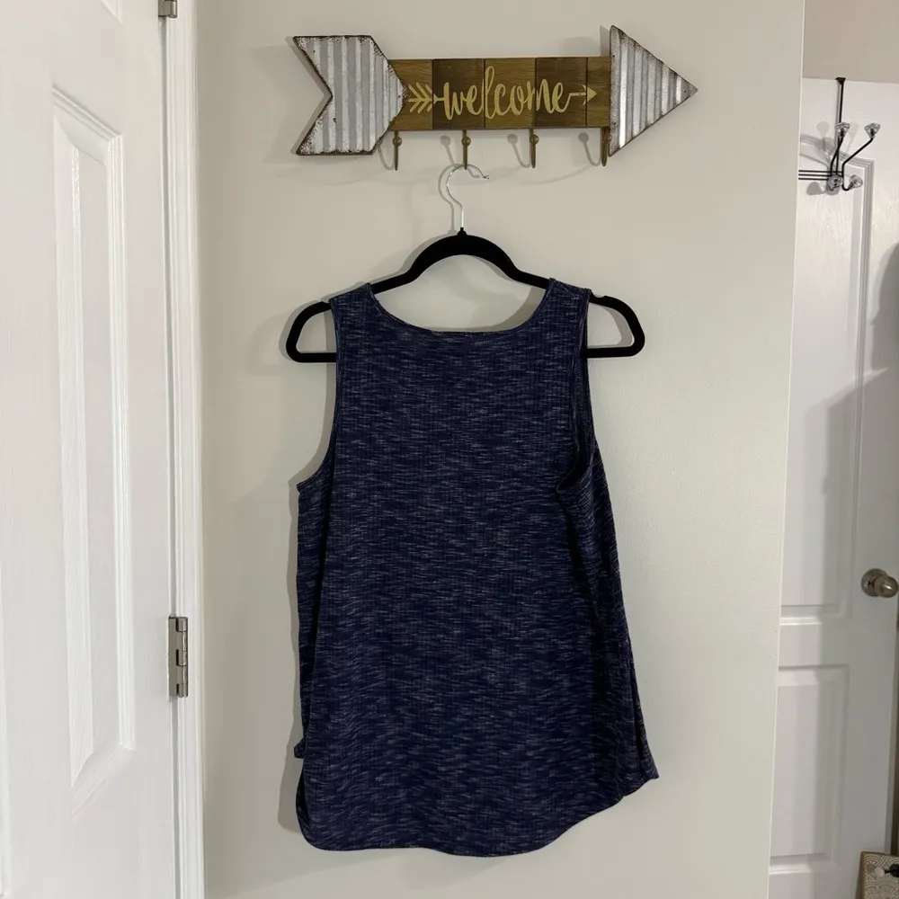 Old Navy Luxe Blue Heathered Tank Top with Flowing Cut Size Large - Image 2