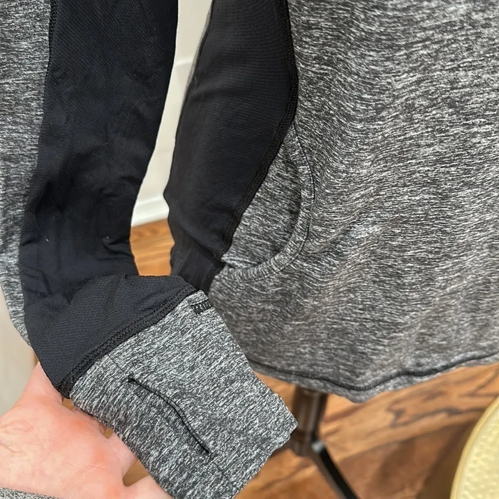 Lululemon Grey Half Zip size 8 - Image 3