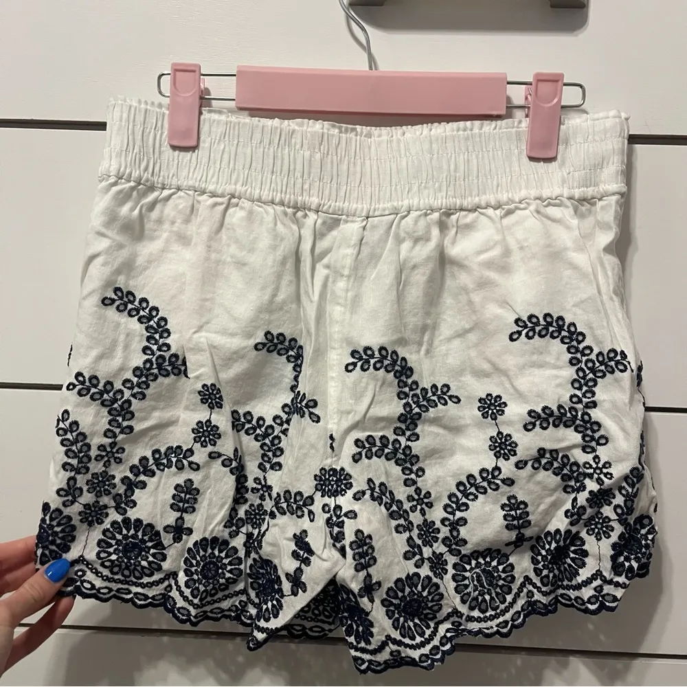 J. Crew Floral Eyelet Embroidered Pull-On Shorts - Image 5