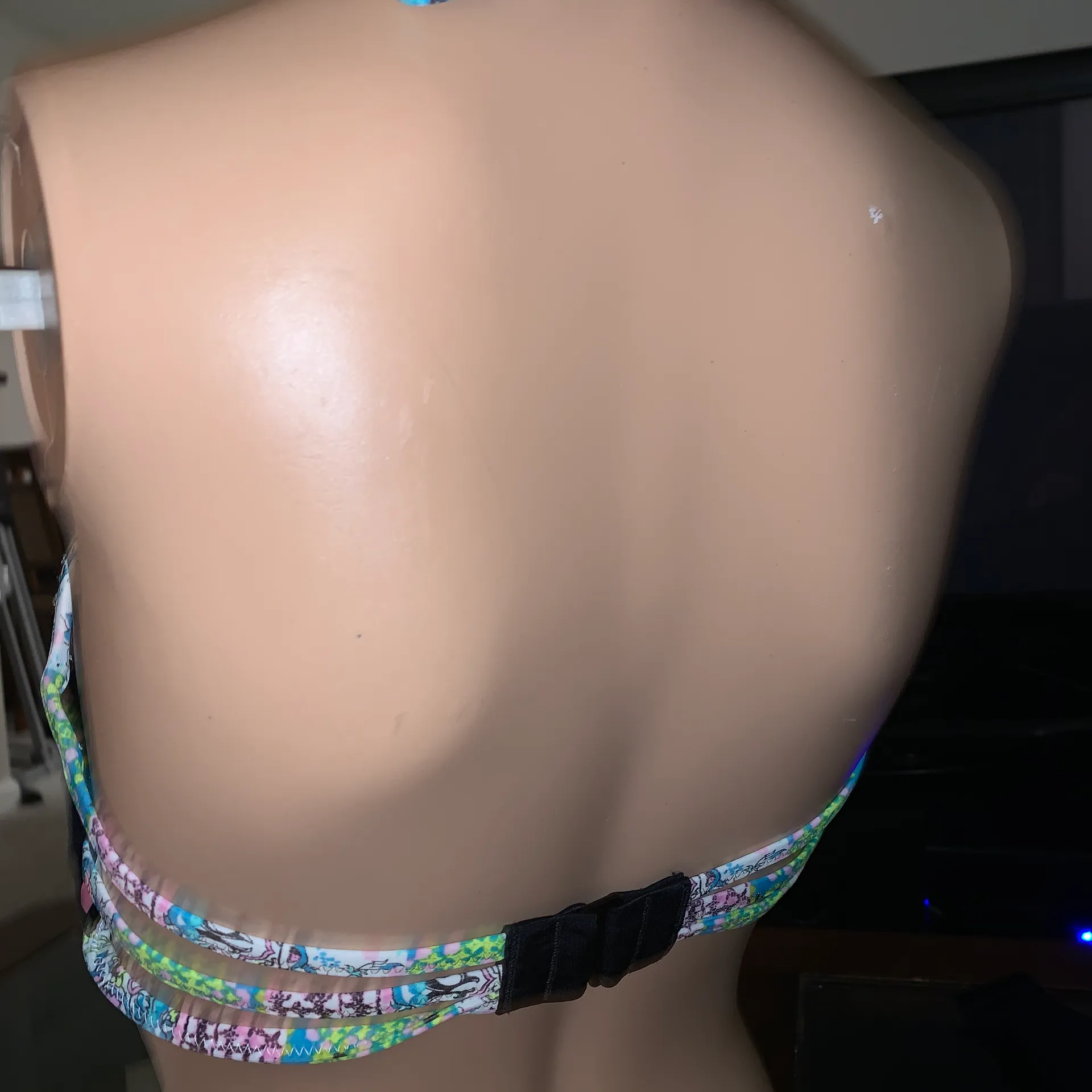 Victoria Secret Bikini Top 36C - Image 3