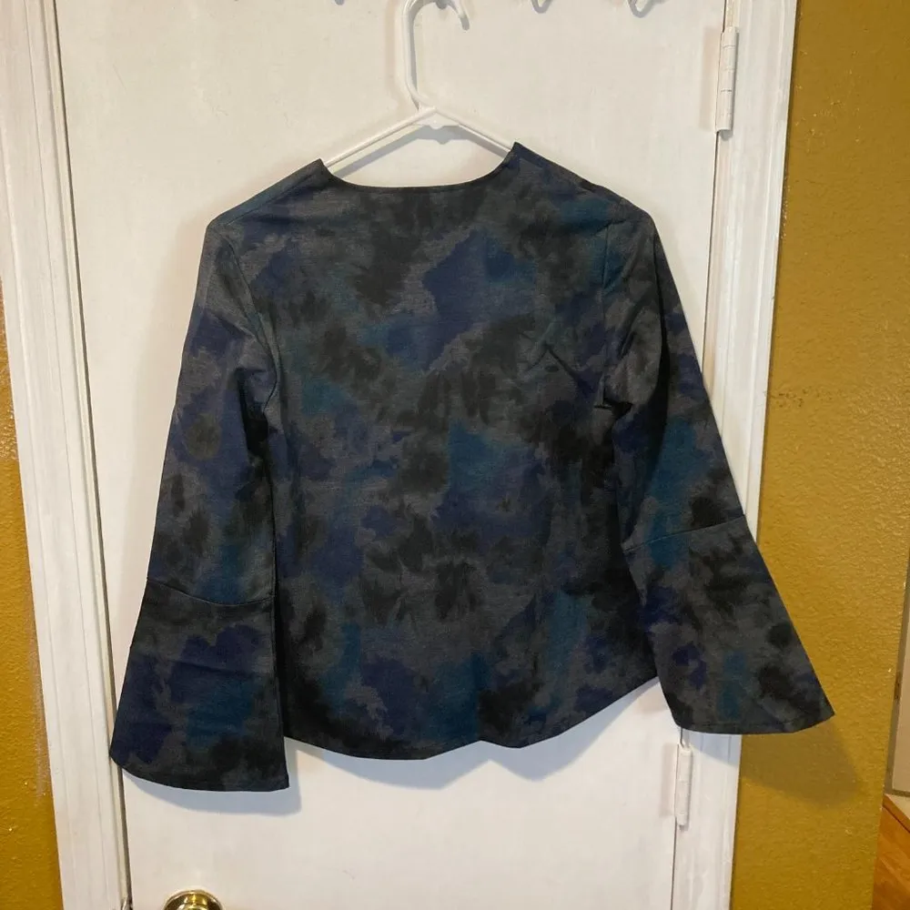 Andria Lieu women's size PS petite small zip up stretch flare sleeve ZENA jacket Black - Image 3