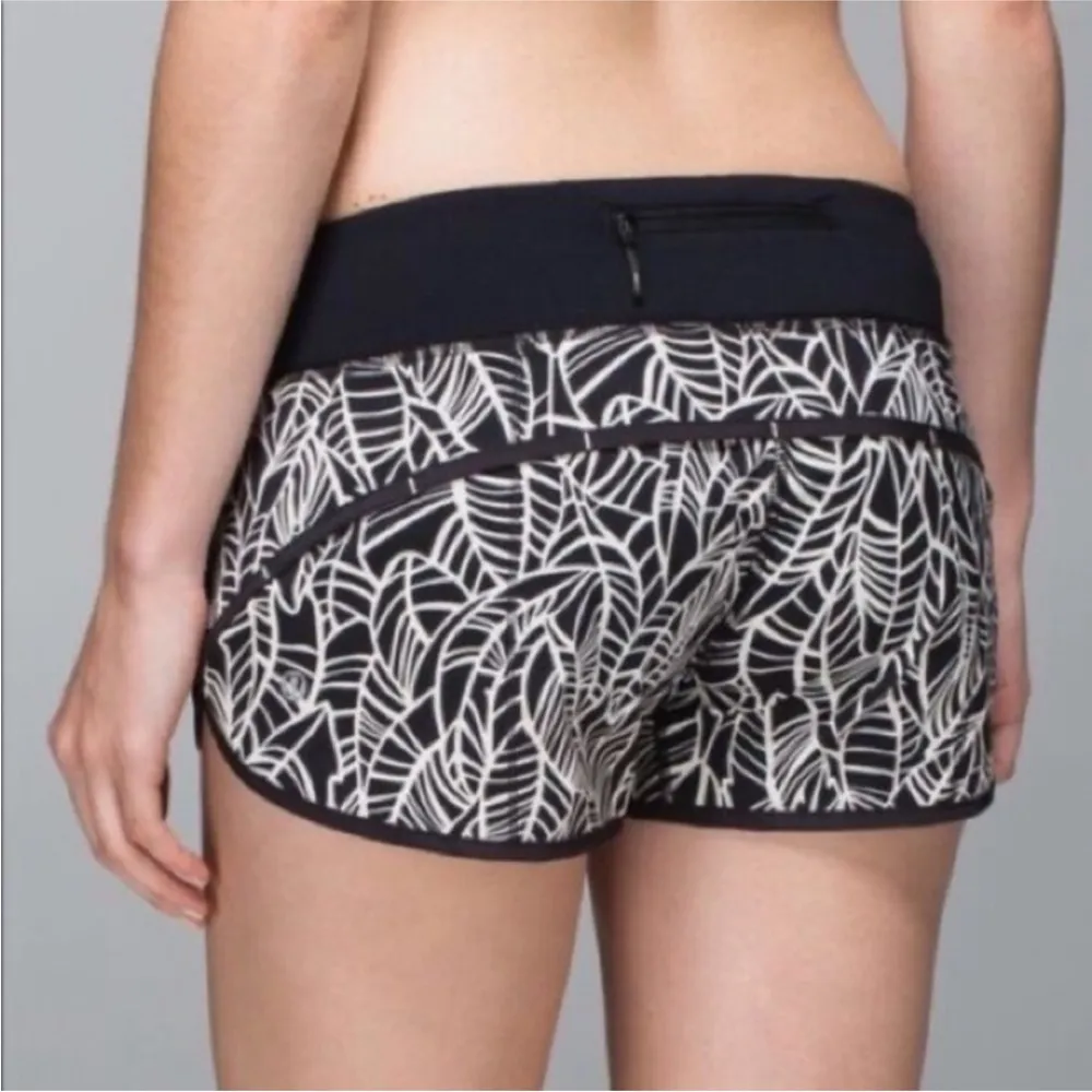 Lululemon Speed Up Shorts 3” Inseam Black White Palm Leaves Size 4 Shorts - Image 2