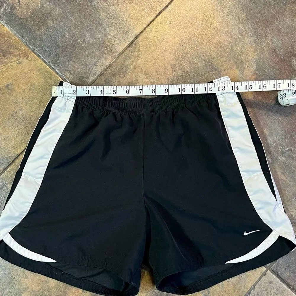 Nike Black White Athletic Pull-on Elastic Shorts Small - Image 2
