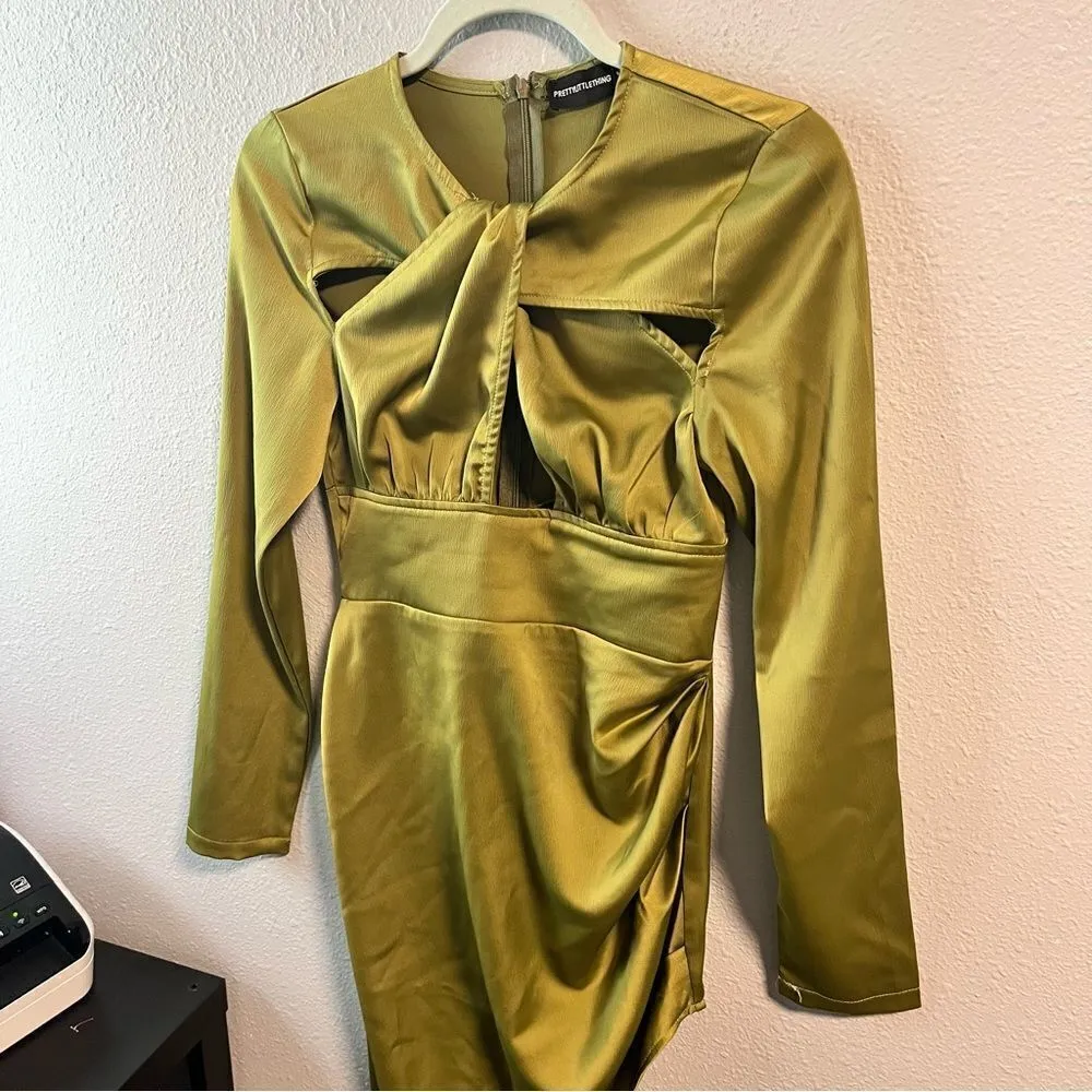 PrettyLittleThing Green Cutout Dress - Image 3