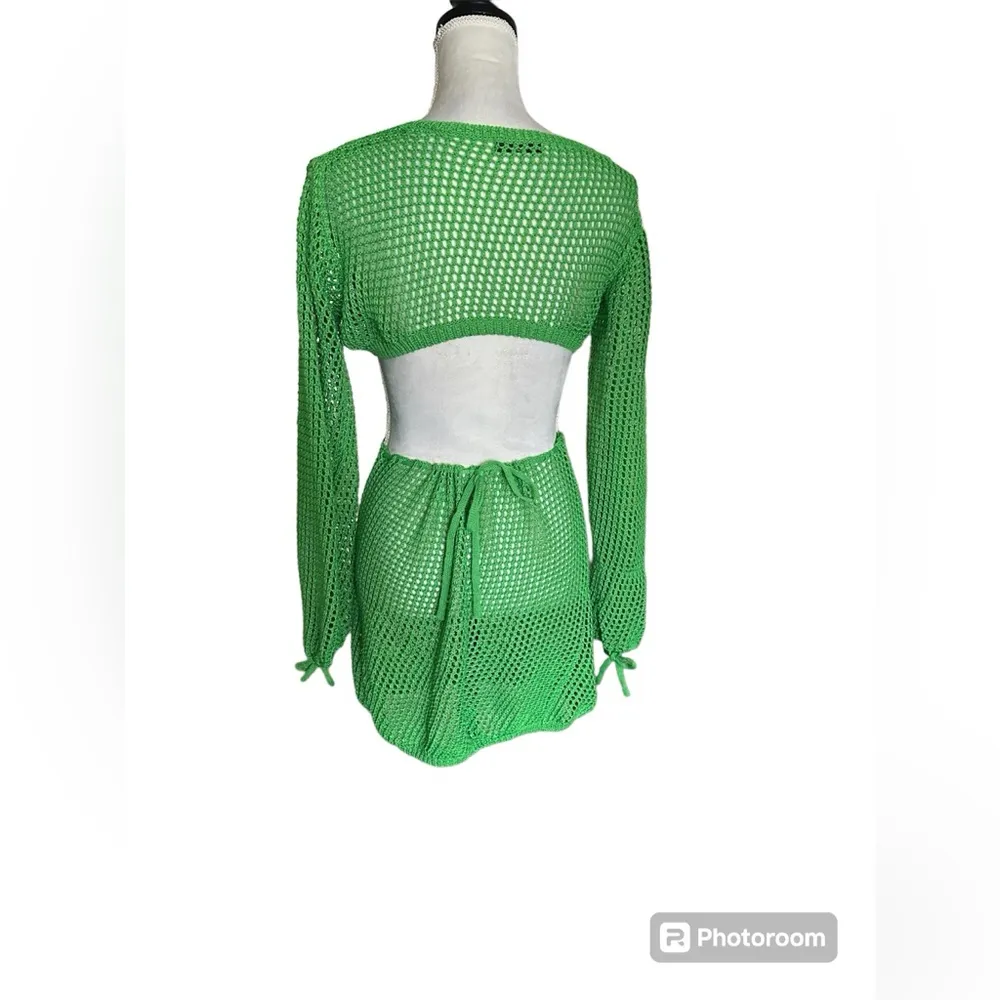 Green Crochet Cutout Ring Swim Cover Up Dress Size Small Long Sleeve Open Back - Image 4