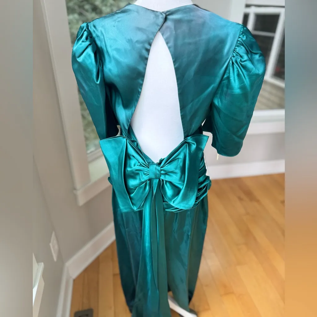 Vintage 80s Dk Green Satin Backless Oversized Bow Floor Length Prom Dress AS IS Size undefined - Image 11