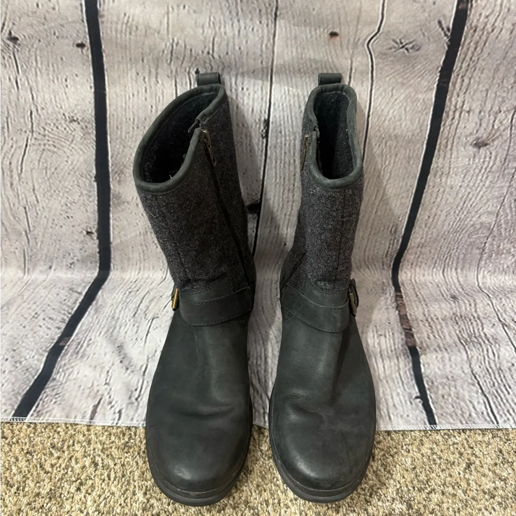 UGG Robbie boots for women size 9 - Image 7