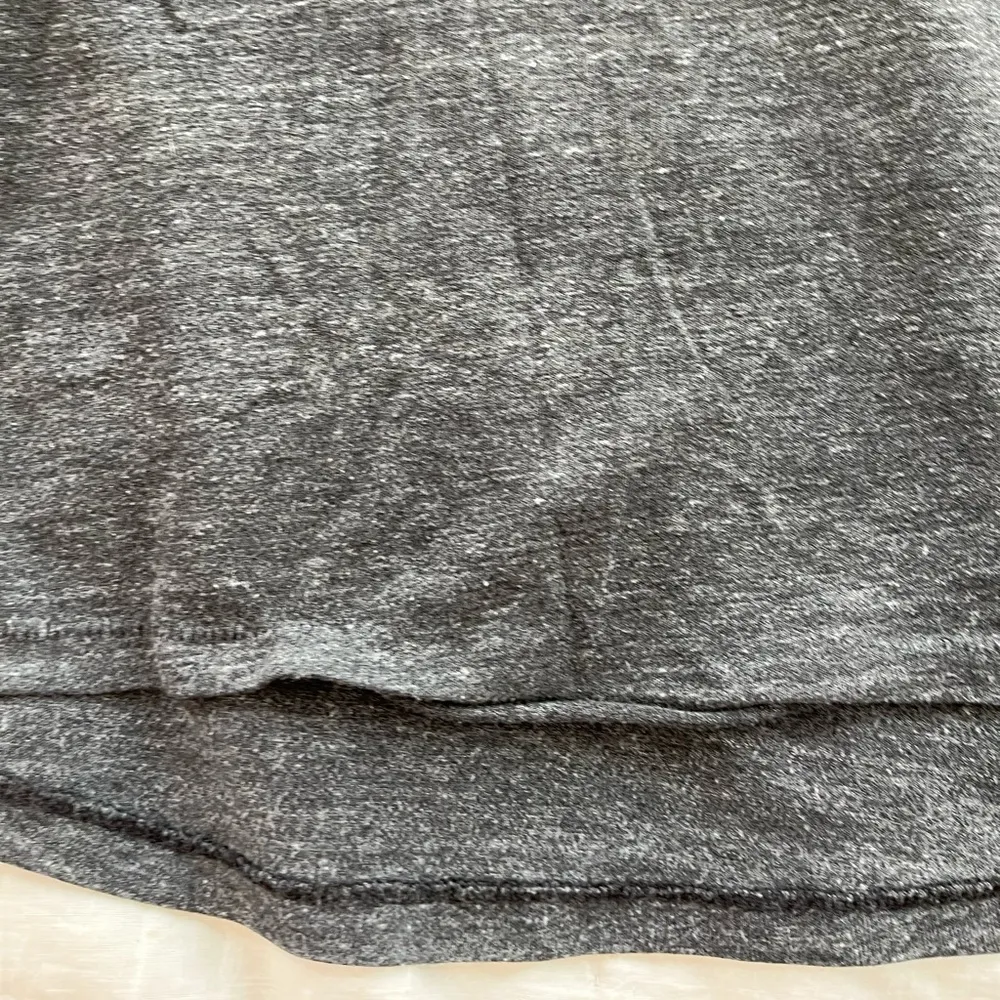 Gray T shirt - Image 3