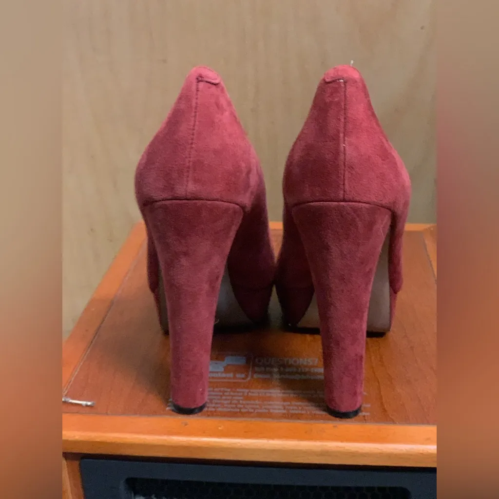 BCBGeneration Chic Red Suede Platform Heels.   Size-7.5 - Image 3