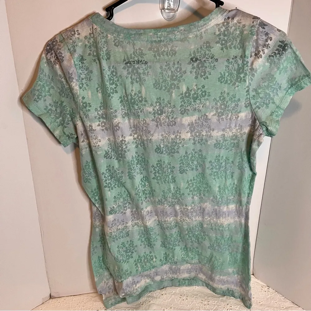 Maurice’s Mint Green Floral Women's Top - Image 4