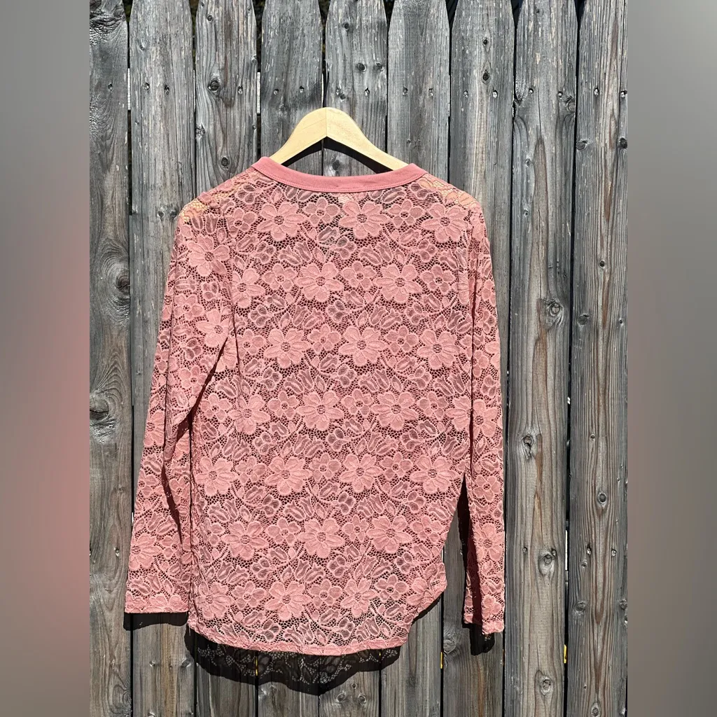 BIBI Lace Top Size M - Image 10