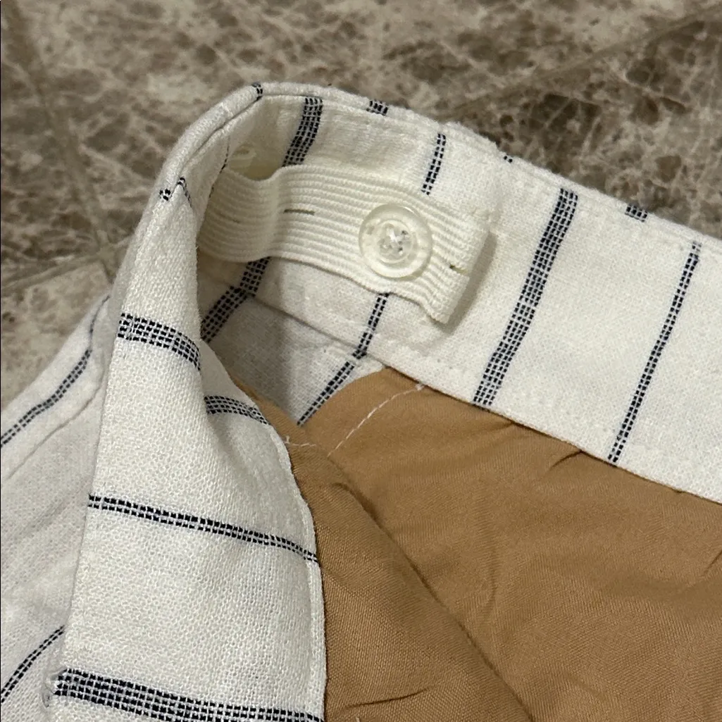 Old Navy Extra High Waisted Taylor Trouser Shorts 5” NEW Navy Stripe Medium - Image 7