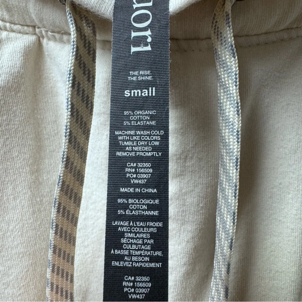 Vuori Womens Pants Laguna Lounge Pant Joggers 2.0 Drawstring Cream Natural Small - Image 8