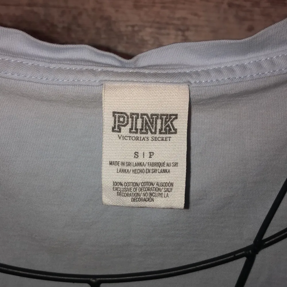 Victoria’s Secret pink long sleeve shirt over sized v-neck top size small blue - Image 4