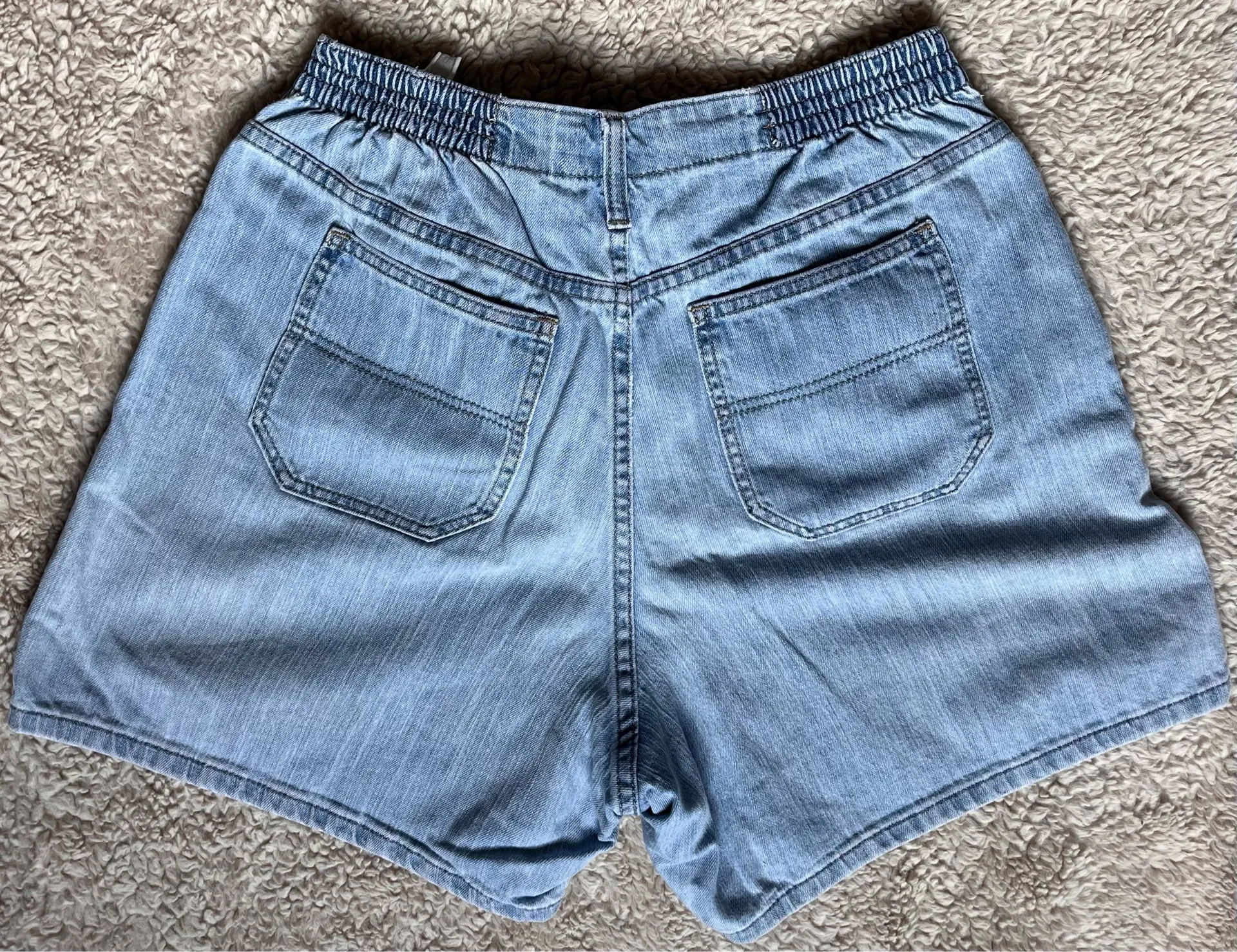 Lee  Side Elastic Jean Shorts - Image 3