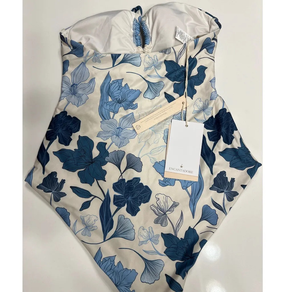 ENCANTADORE
MAITE PANGUI ONE PIECE - Image 2