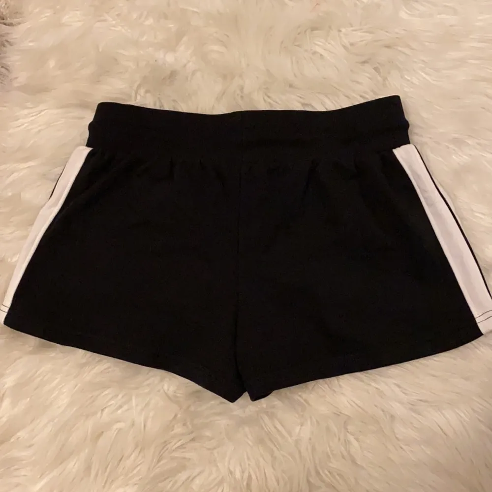Ellesse Heritage Black White Sweat Shorts Size L - Image 30