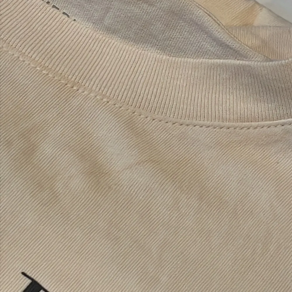 Everlane 100% Human Graphic Way-Short Tee Cream Size XXSmall Medium - Image 8