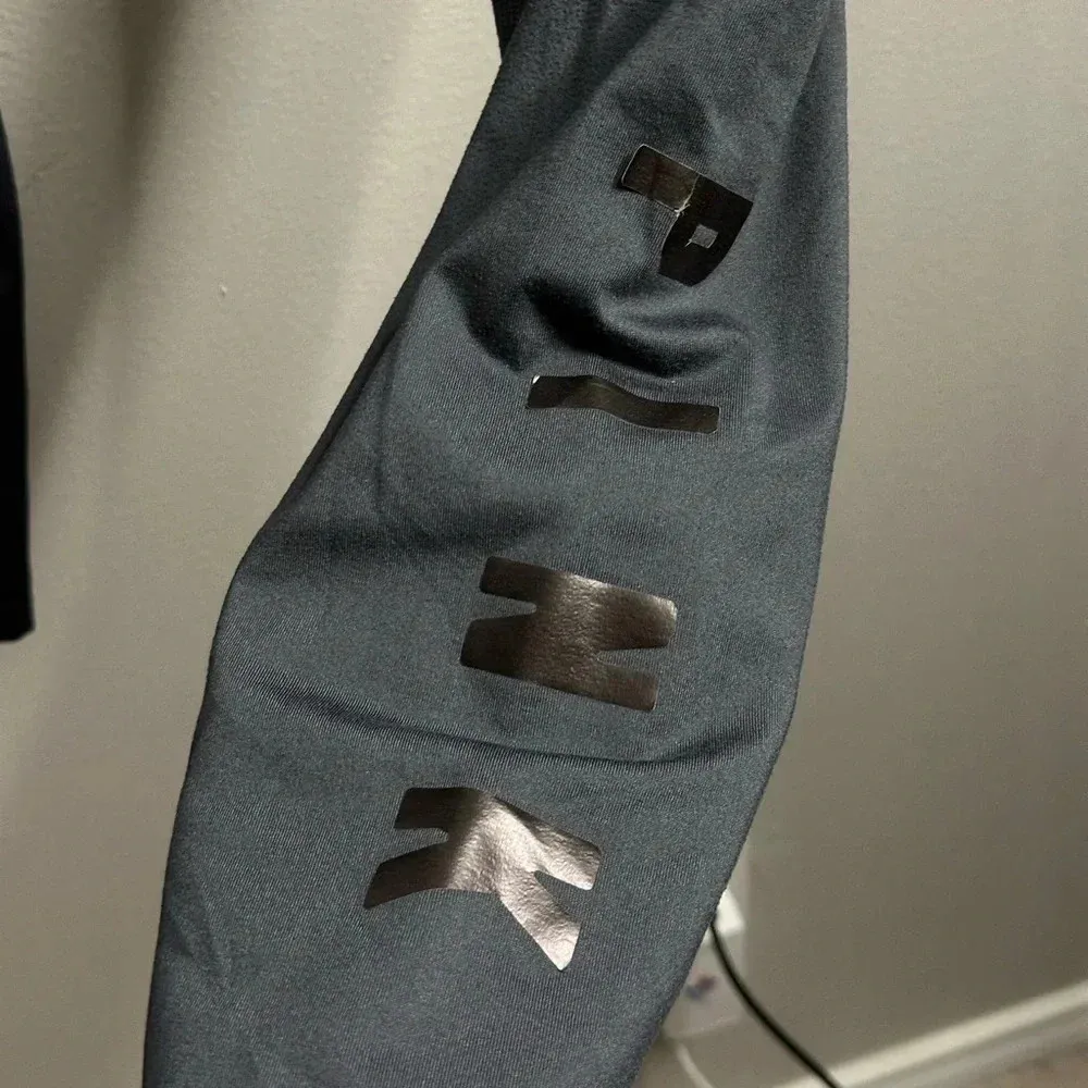 Pink Victoria’s Secret Women Gray Cozy Active Leggings Size Large. - Image 5