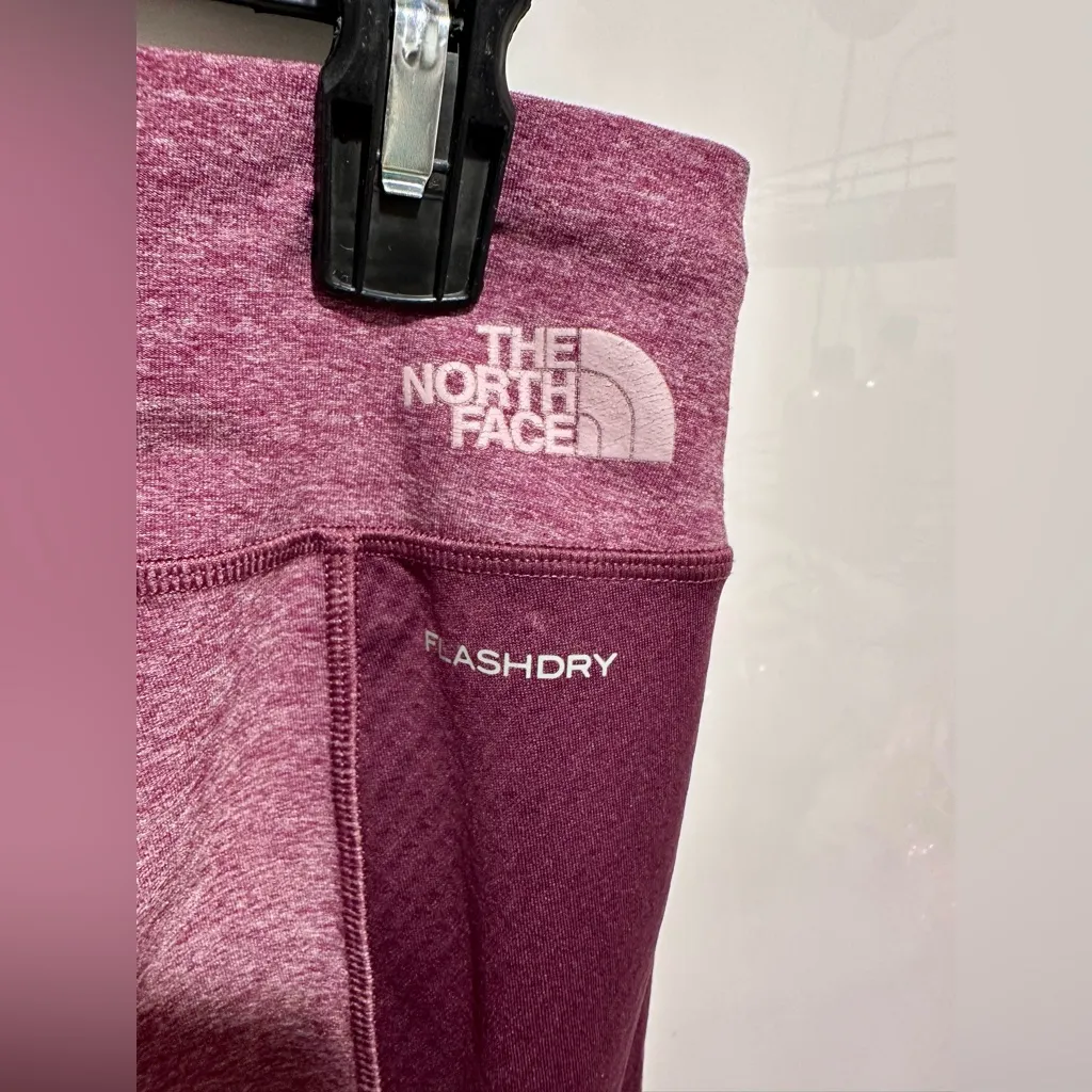 The North Face - Maroon Flashdry Leggings - Perfect Condition! - Image 3