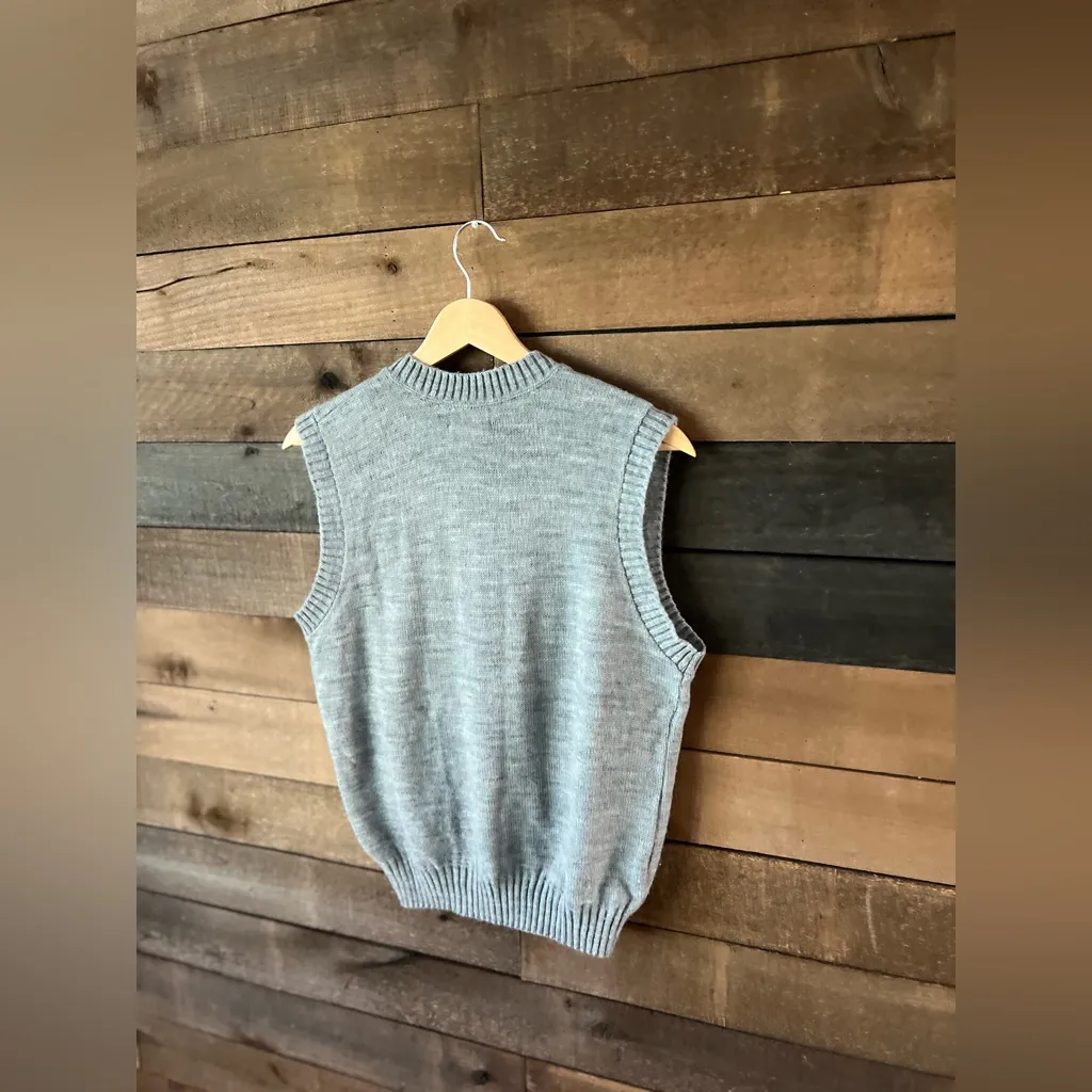 Vintage Gray Sweater Vest Curry Knits Made In USA Minimal Classic Layering Size M - Image 5