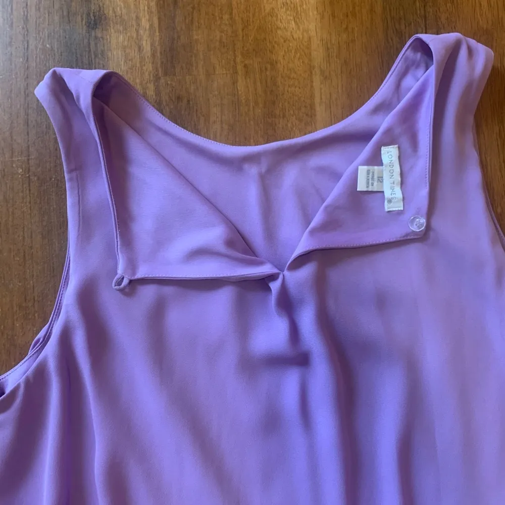London Times Dress 12 Lilac Purple Sleeveless Lined Asymmetrical top layer - Image 6