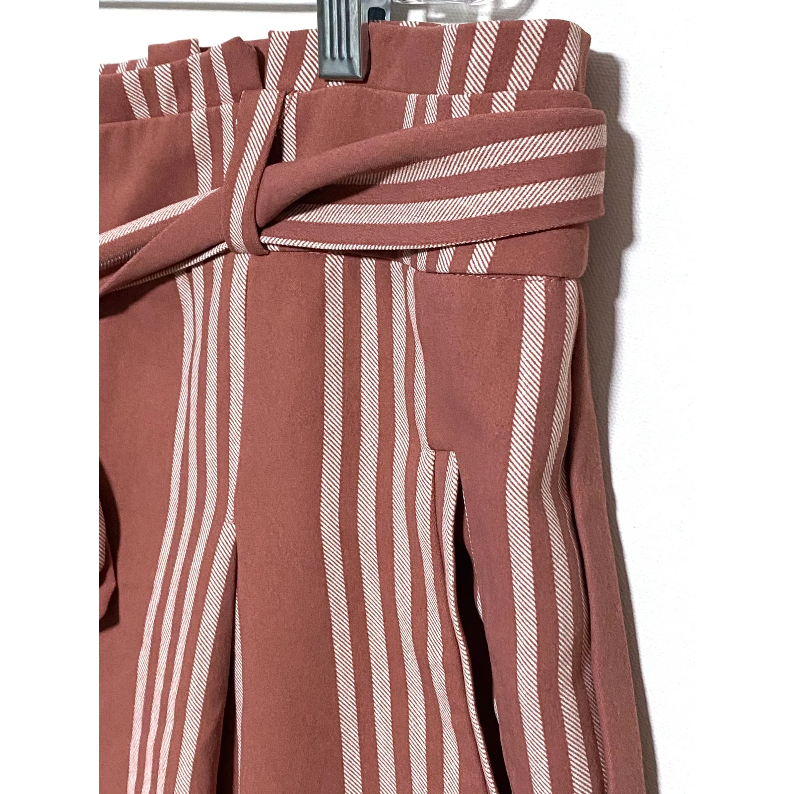 Torrid Pink Striped Shorts 16 Paperbog Pleated Self Tie Boho Flowy Vacation Soft - Image 3