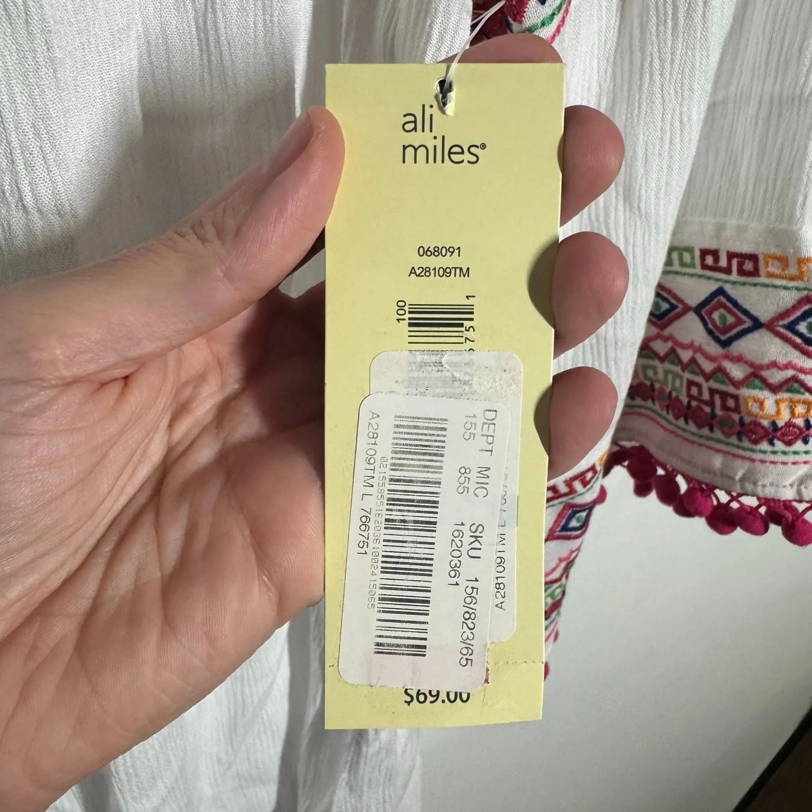 Ali Miles Shirt Women L White Smocked Crinkle Embroidered Pink Pom Pom Fringe Size L - Image 6