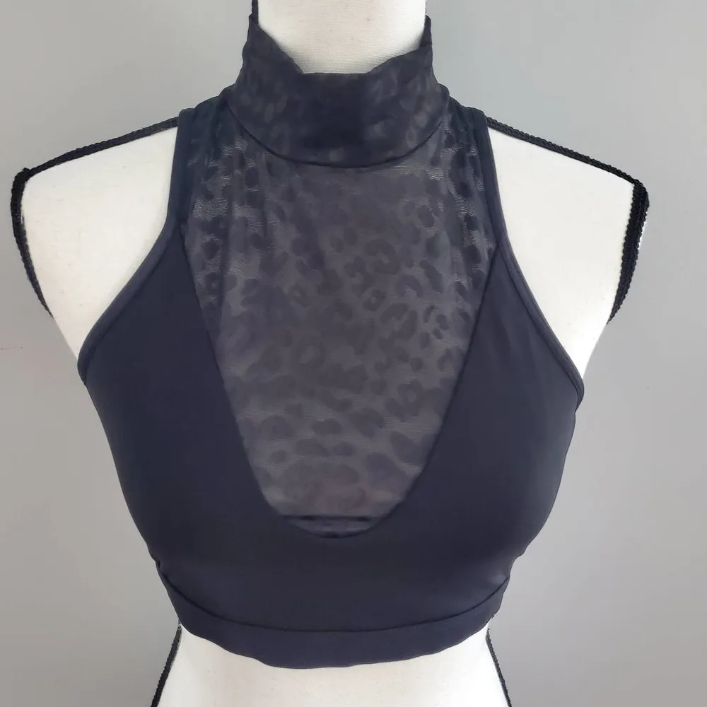 Victoria's Secret Black Performance Sheer Crop Top Sports Bra Leggings Set S 7/8 - Image 2