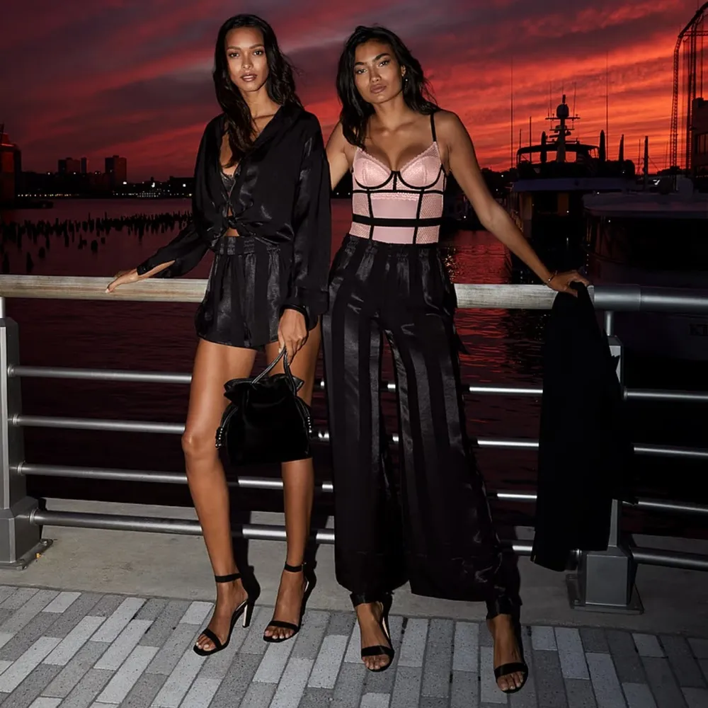 Victorias’s Secret Pink Black Fishnet Mesh Thong Teddy Bodysuit Lingerie Medium - Image 16