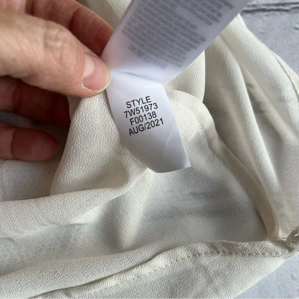 Lucky Brand Gold Metallic Loose Flowy Layered Top Blouse Womens Large Ivory - Image 15