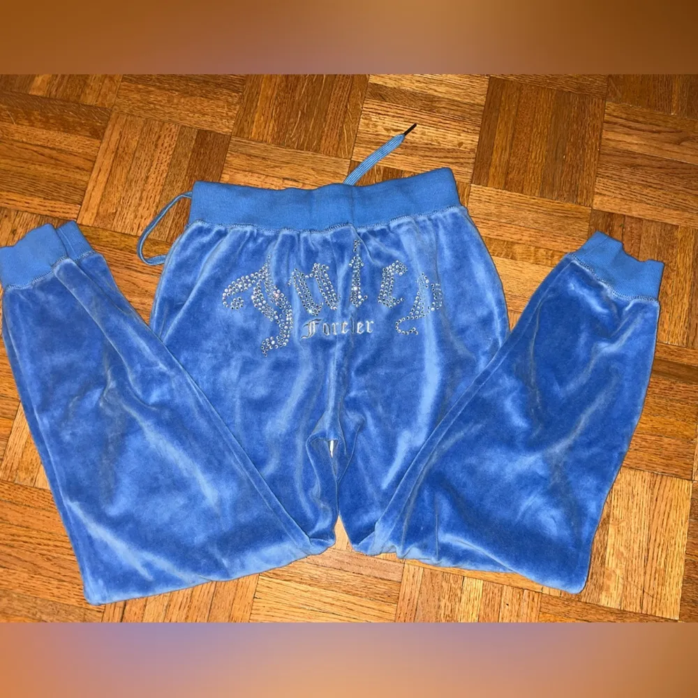 Juicy Couture x Forever 21 Juicy Forever velour sweatpants  women’s sz med - Image 9