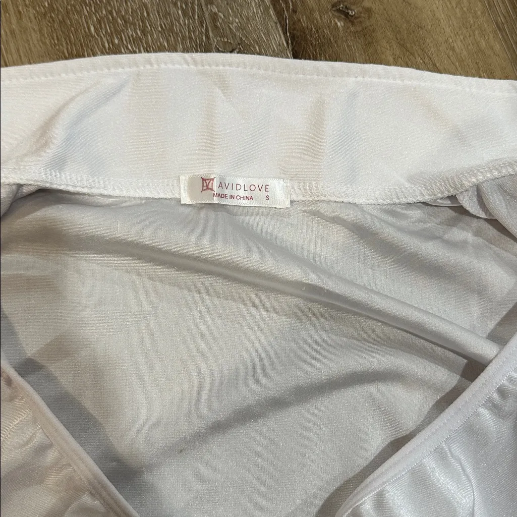 White Satin Crop Top Blouse - Image 2