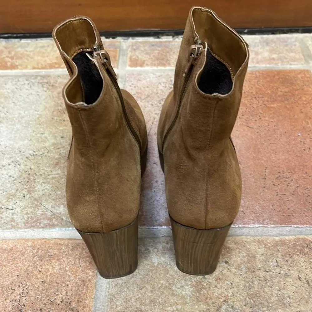 TopShop chunky platform bootie size 40 - Image 3