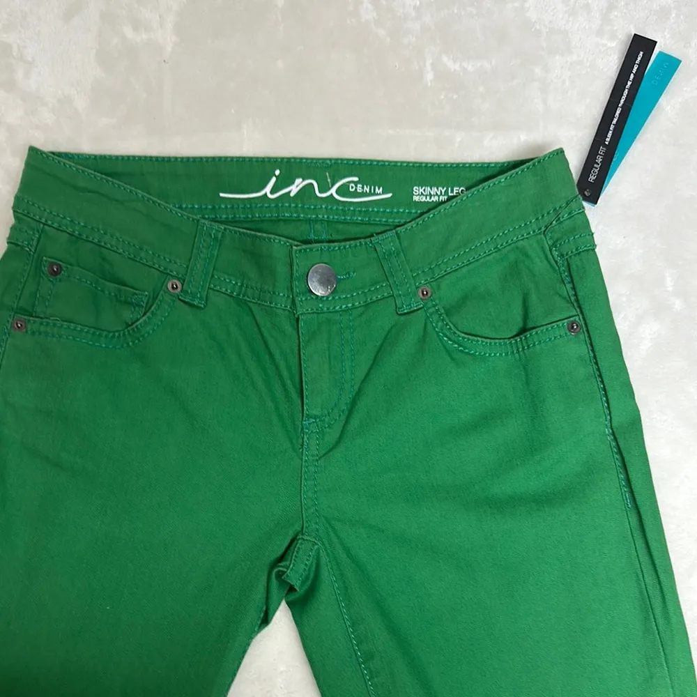 INC International Concepts Green Skinny Jeans Vibrant Tapered Fit Size 2 - Image 2