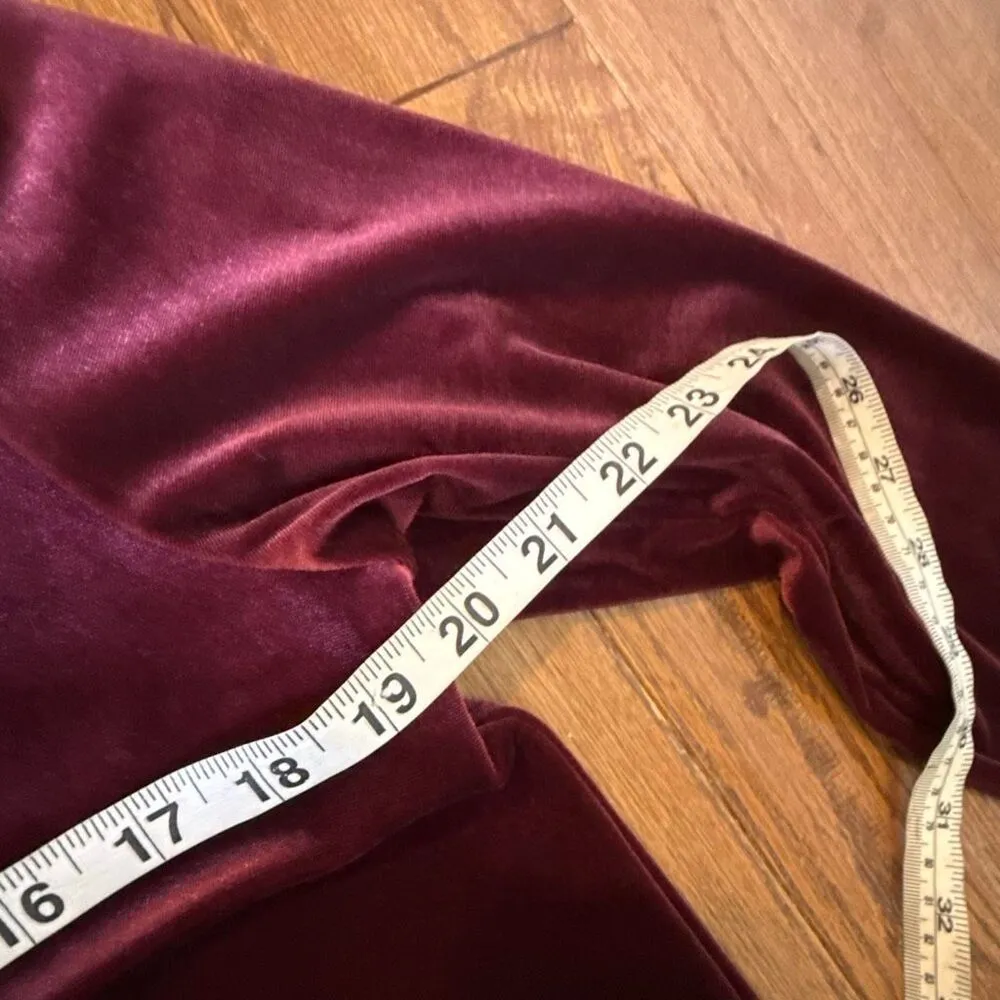 Lands End burgundy velvet button down blouse M - Image 7