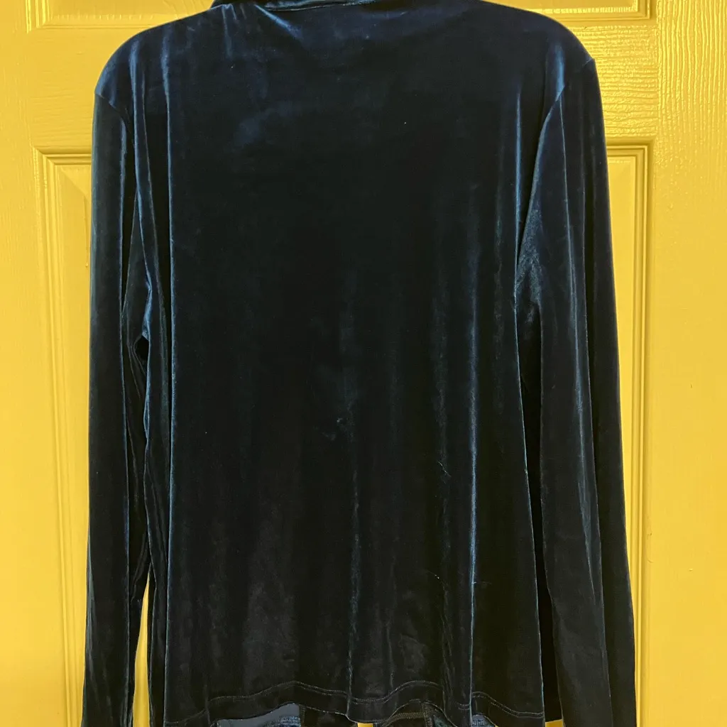 Comfy USA Velour Button - Image 6