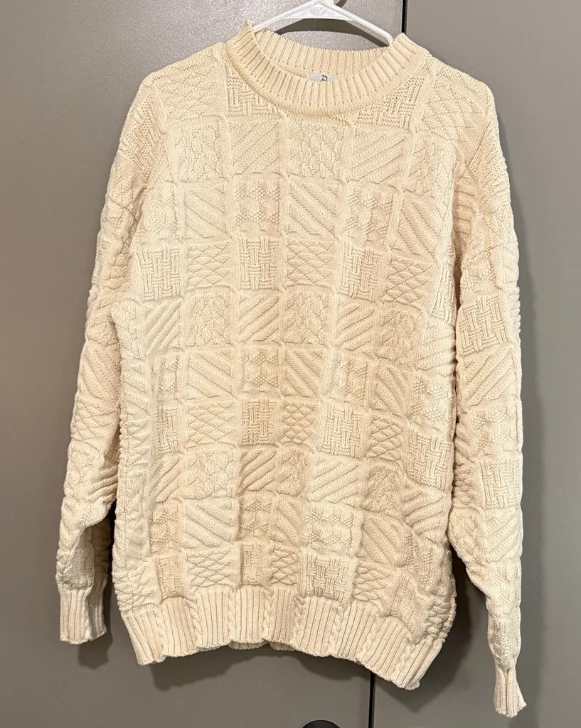 Neiman Marcus Vintage Beige Cable Knit Sweater Unisex Size Large - Image 1