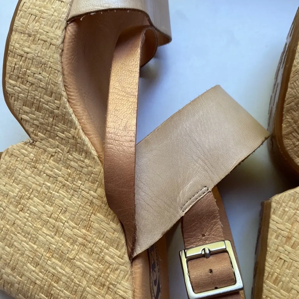 Korks Kork-Ease Leather Wedge Strappy Sandal 10.5 Comfort Jessie Off-white Shoes - Image 4