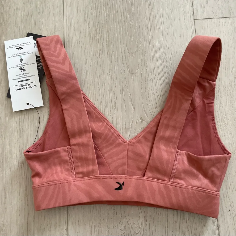 Glyder | Mauve Pink Clay Zebra Gloss Tide Sports Bra New - Image 70