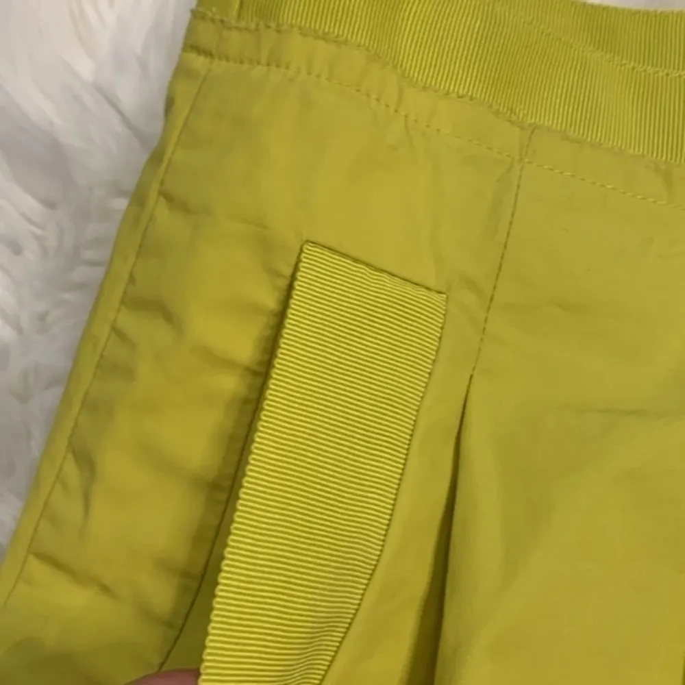 J. Crew pleated A-line side zip skirt chartreuse cotton poplin 6 - Image 3