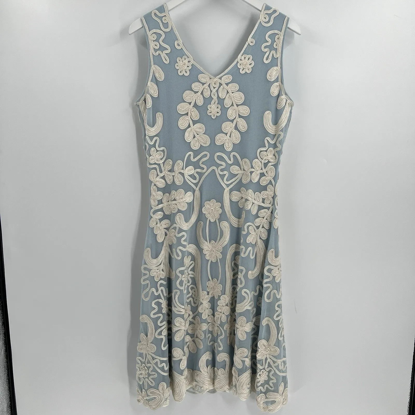 Sundance Cameo Dress Large Floral Appliqué Lace Overlay Winter Sky Blue Feminine - Image 5