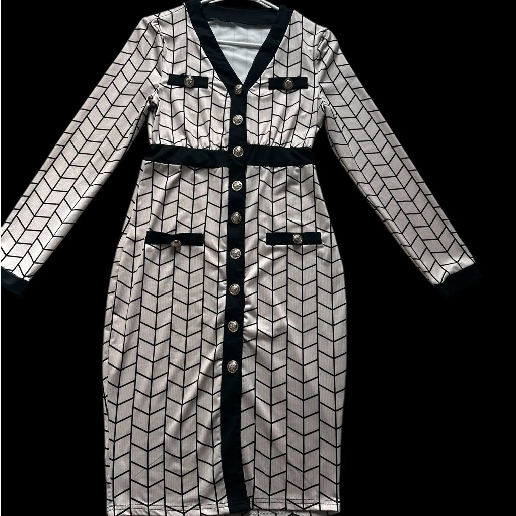 Chic Black and White Patterned Dress - Image 3