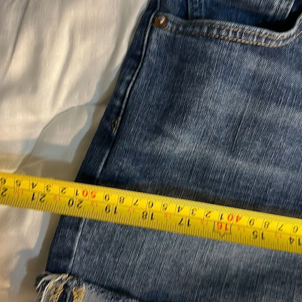 Gap Button down shorts Size 6 waist: 28 inches - Image 6