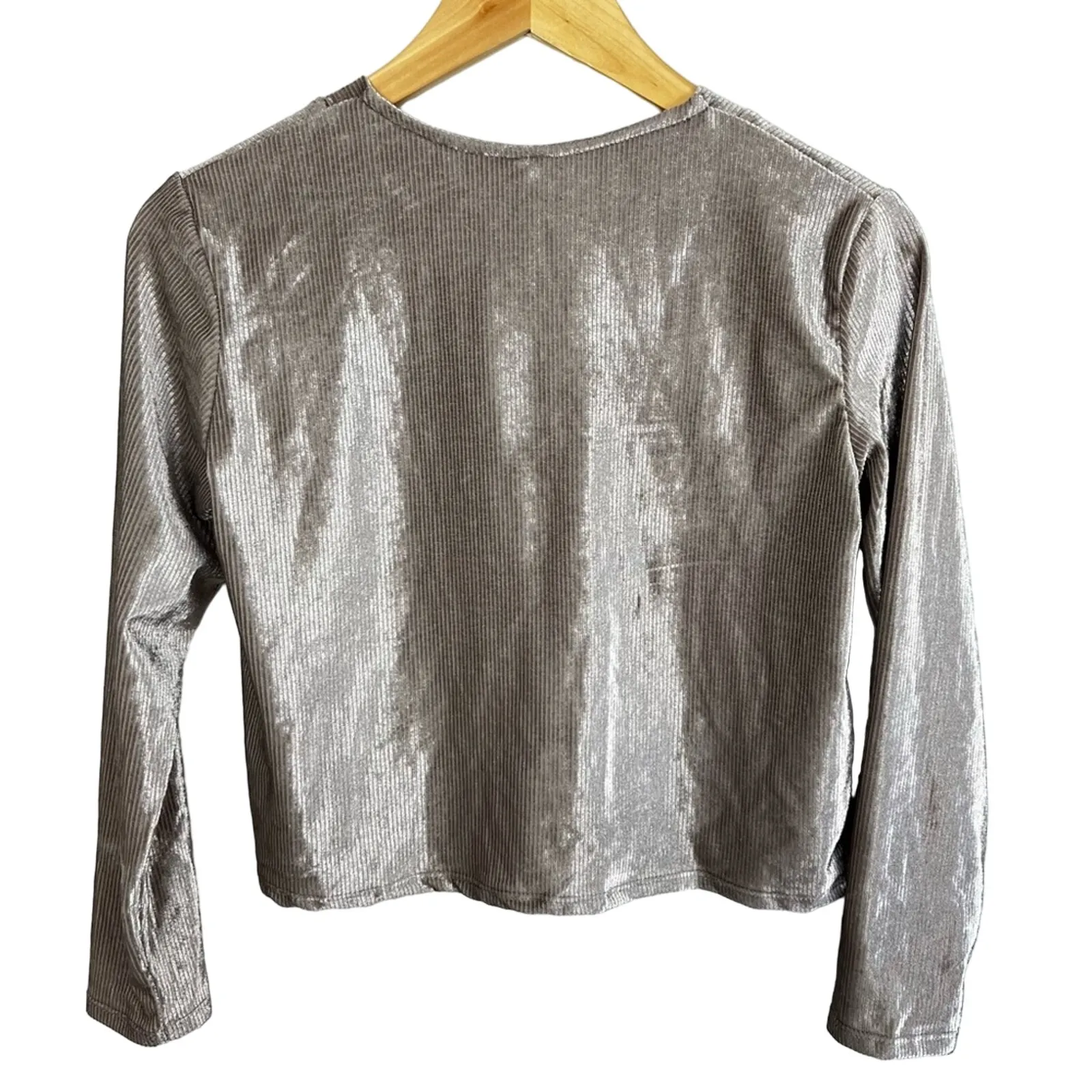 Good Luck Girl Ribbed Velvet Button Up Crop Long Sleeve Shirt Sz Junior's Lg NWT - Image 4