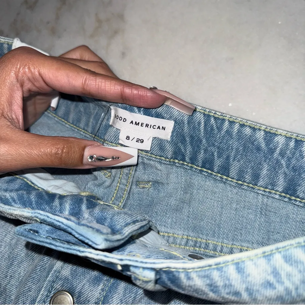 New Good American Good American Bombshell Shorts with Exposed Button Fly - Image 12