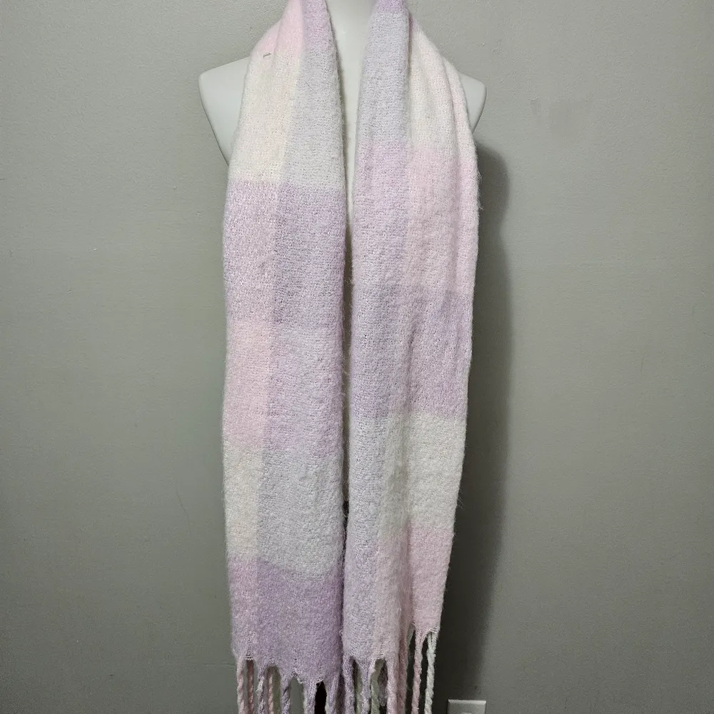 Renee's NYC Pastel Checkered Fringe Boucle Scarf 20 x 94 - Image 3