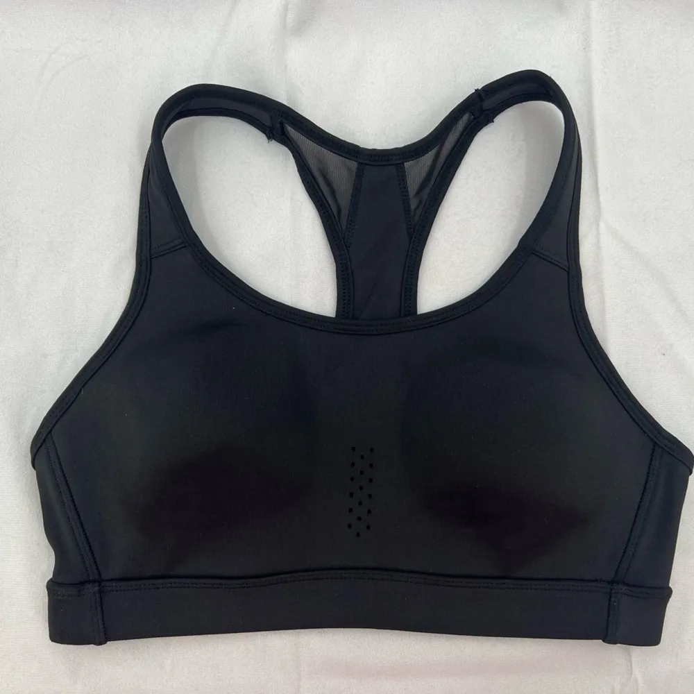 Avia Women's Ventilated Molded Cup Spots Bra M - Image 3