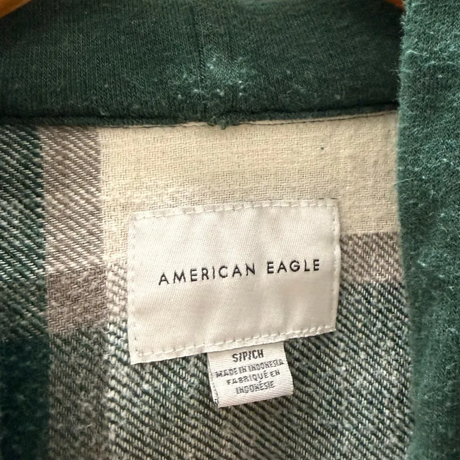 American Eagle  Cozy Plaid Flannel Button Down Oversized Shacket Green Small‎ - Image 3