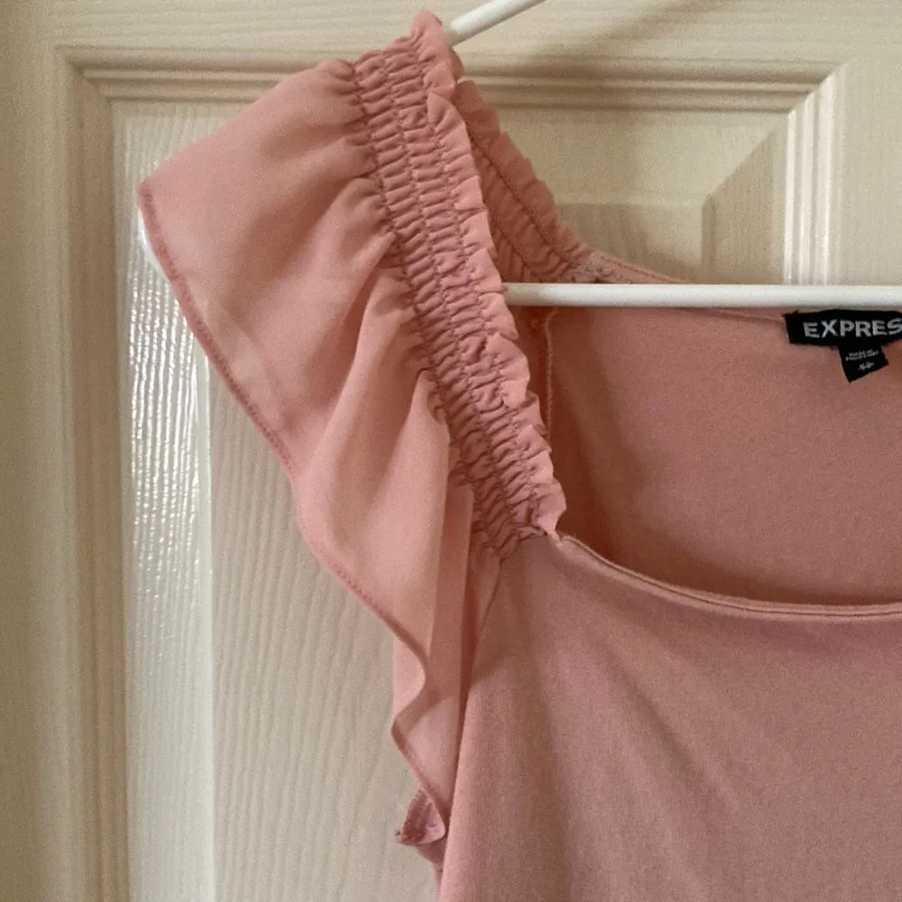 EXPRESS Flutter Sleeve Bodycon Skimming Blouse Pink Ruffled Sleeves Top Size XS - Image 2